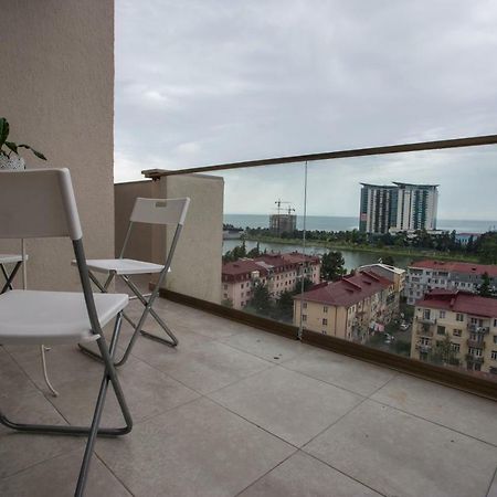 Nano'S Exclusive Fashionable Apartment บาทูมิ ภายนอก รูปภาพ