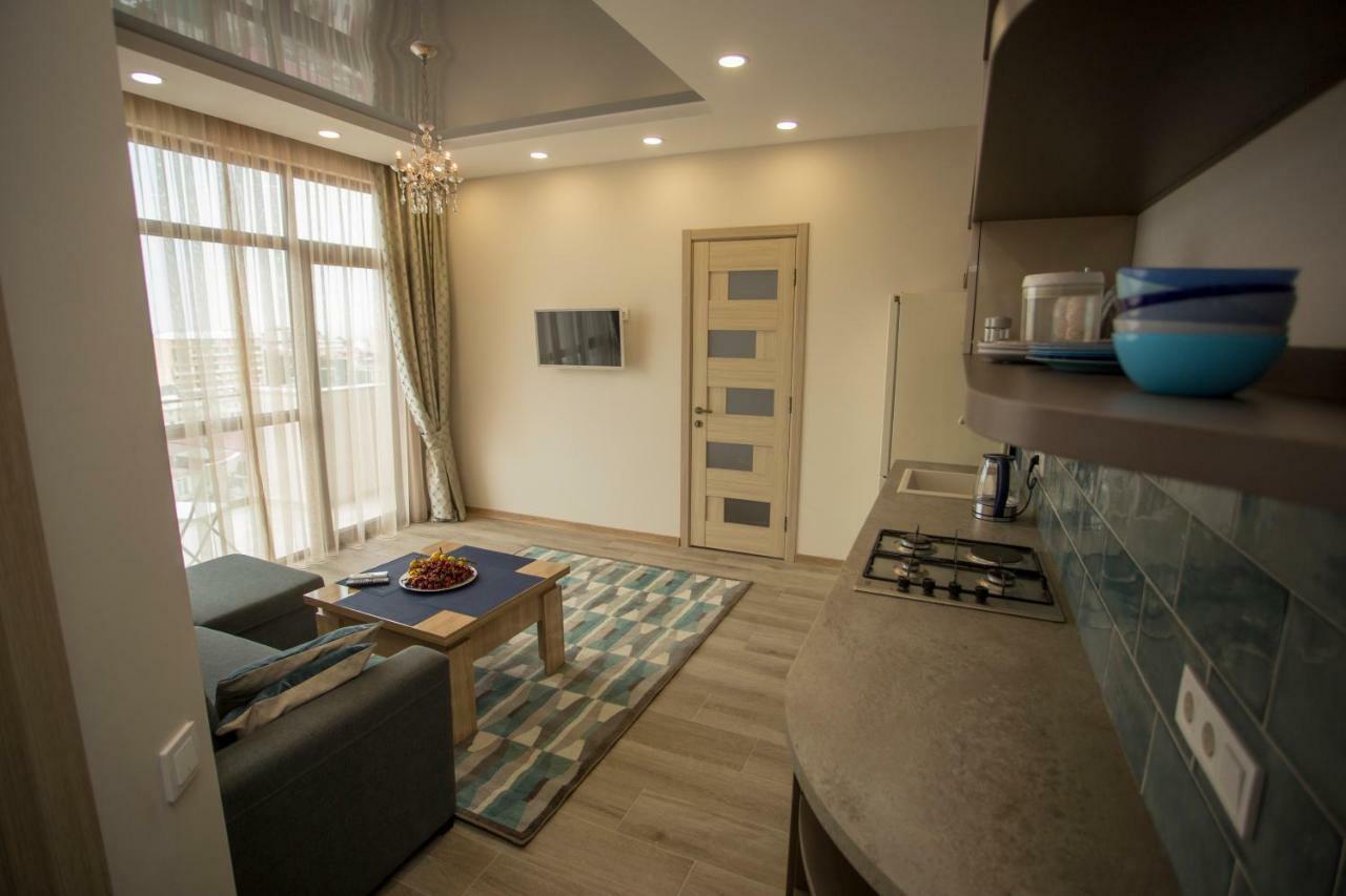 Nano'S Exclusive Fashionable Apartment บาทูมิ ภายนอก รูปภาพ
