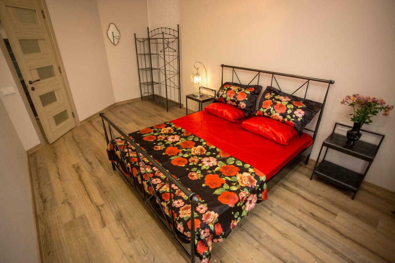 Nano'S Exclusive Fashionable Apartment บาทูมิ ภายนอก รูปภาพ